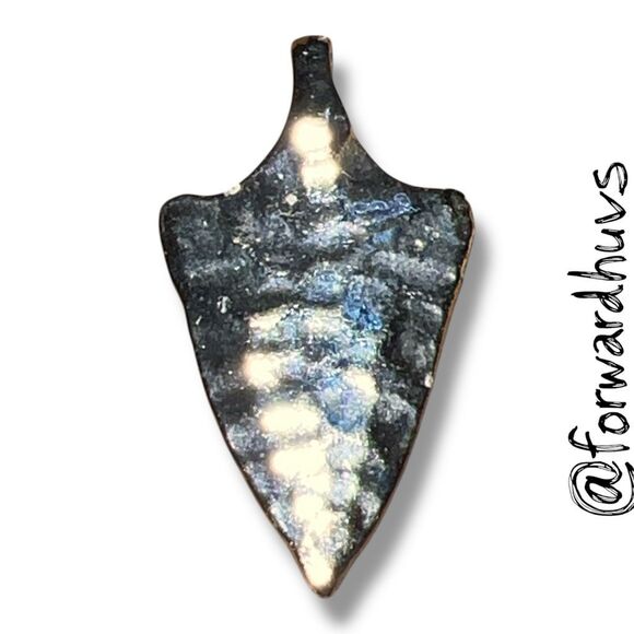 Bundle Sale 3 for $15 | Silver Tone Metal Arrowhead Pendant - Picture 1 of 6